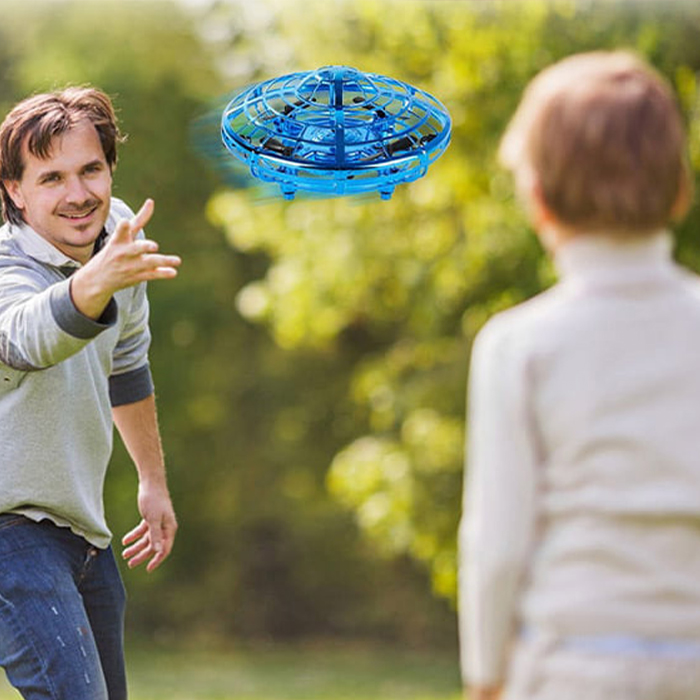 AlienDrone, un giocattolo interattivo che fluttua nell'aria - Image 5