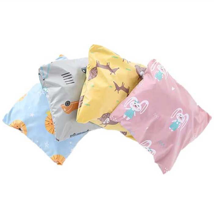BabySleeve, bavaglino impermeabile con maniche per proteggere dalle macchie - Image 3
