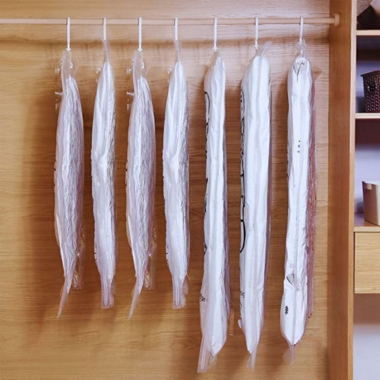 Bagsy, sacchetti sottovuoto appendibili per conservare i vestiti (4 pz.) - Image 10