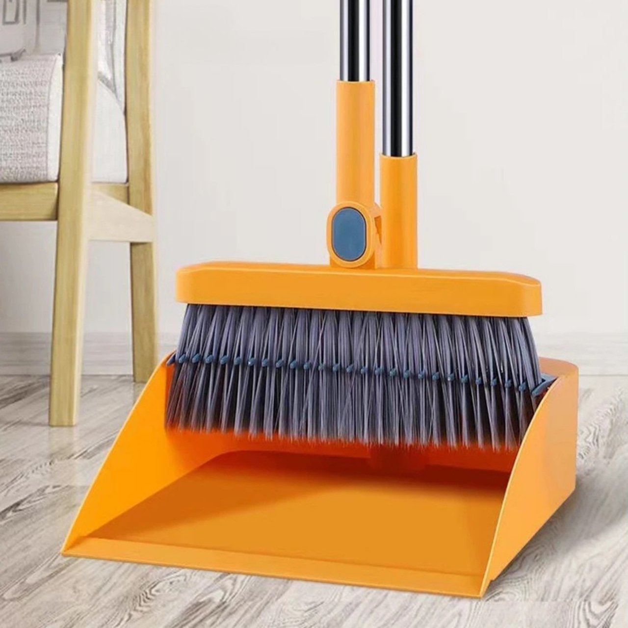 Broom, il set innovativo di scopa e paletta - Image 1