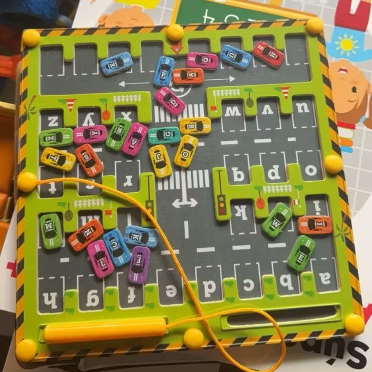 CarMaze, un gioco da tavolo magnetico per imparare l'inglese - Image 9