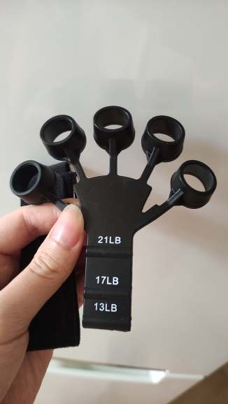 FingerStrengthener, un aiuto per lo stretching e il rafforzamento delle dita e dei polsi - Image 10