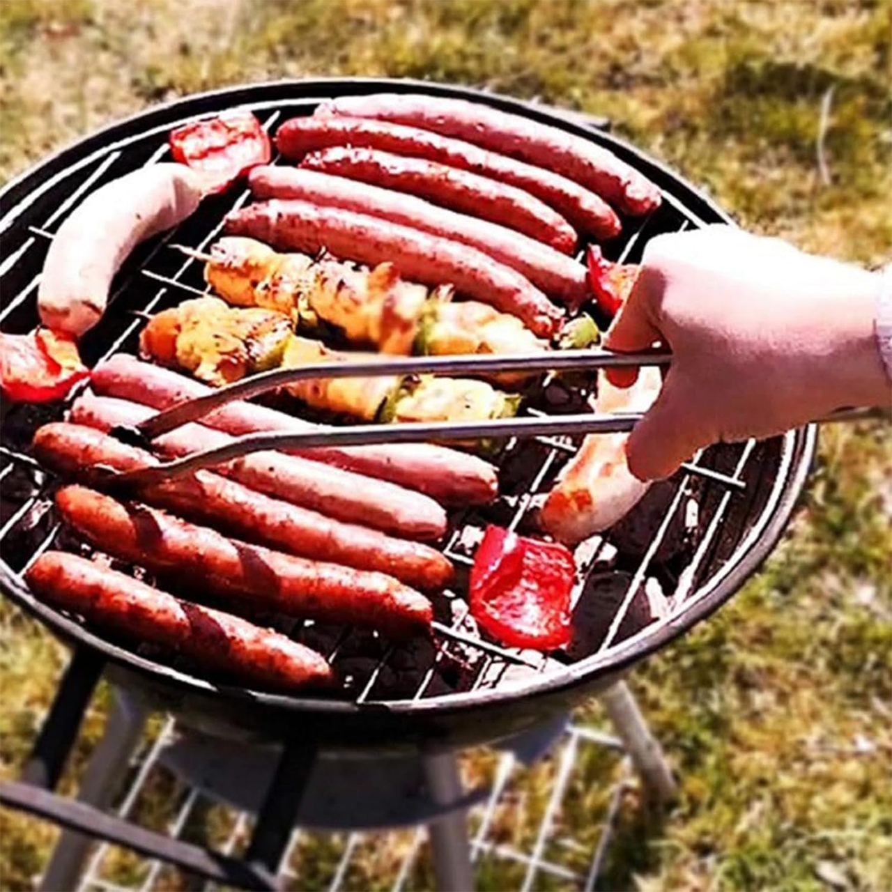 FlipBBQ, un gadget per girare carne e verdure sulla griglia - Image 4