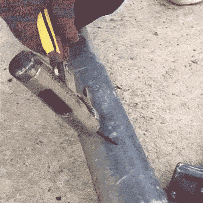 Hammer, un martello di qualità per l'uso multiuso nelle riparazioni domestiche - video