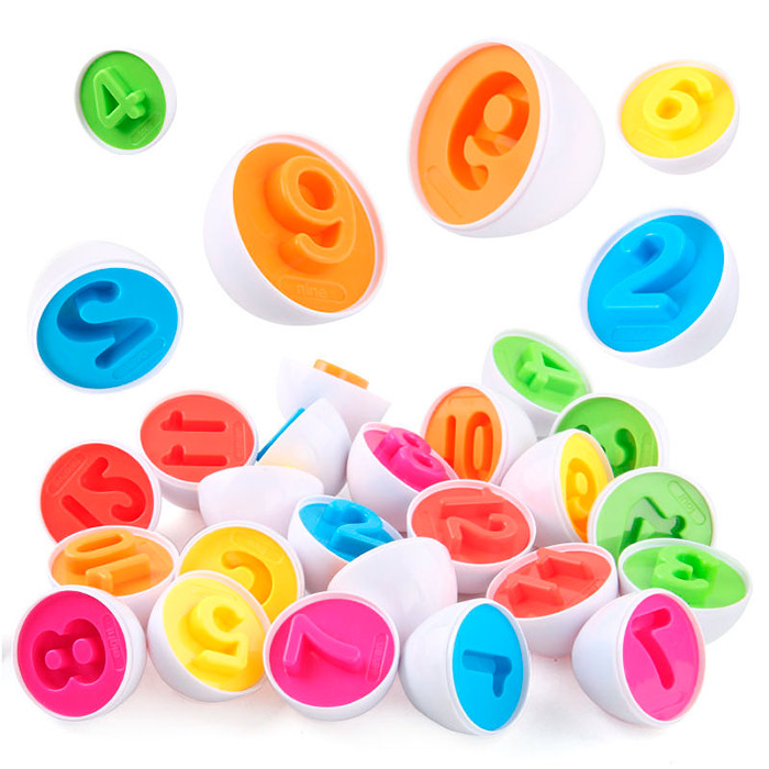 Questo giocattolo didattico include una pratica scatola compatta e 12 uova per far conoscere ai bambini i colori e i numeri!