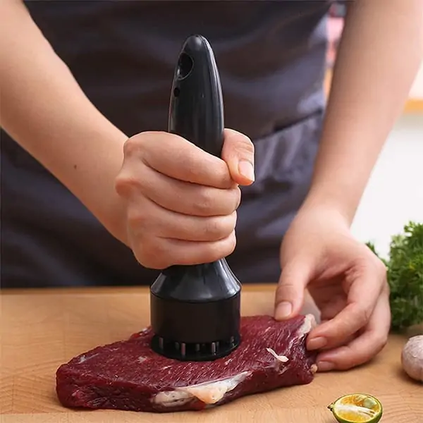 PRATICO STRUMENTO DA CUCINA CHE FA RISPARMIARE TEMPO E DENARO