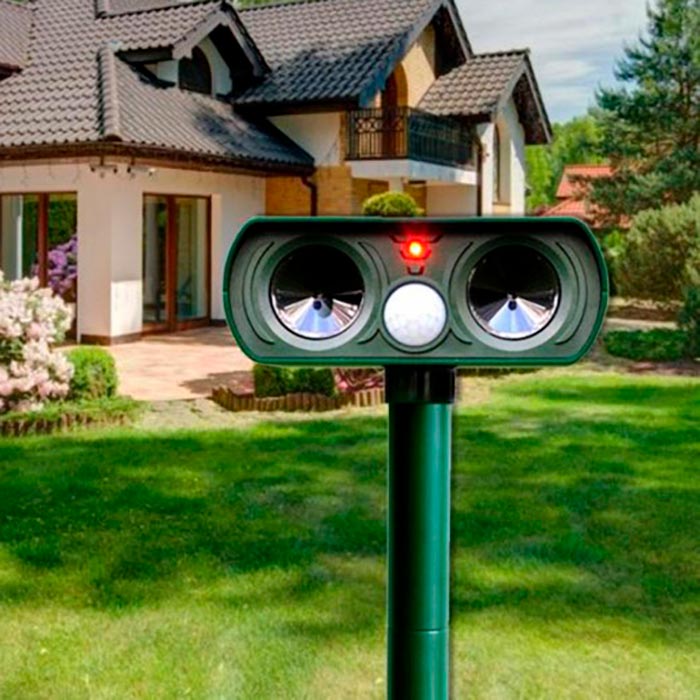 RepellentSensor, un repellente a energia solare per animali e parassiti del giardino - Image 4