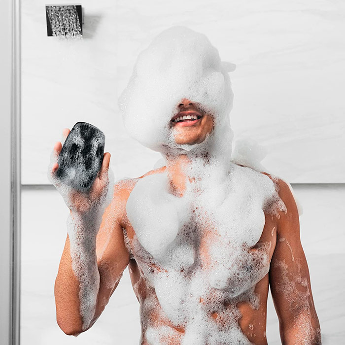 La spazzola in silicone è ideale per l'uso quotidiano!