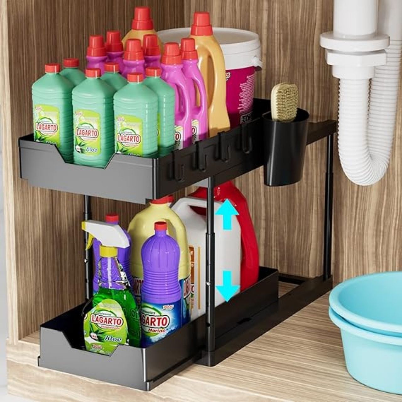 Il design a due livelli consente anche di sfruttare al massimo l'altezza degli armadietti e organizzare più cose in un unico posto - senza disordine.