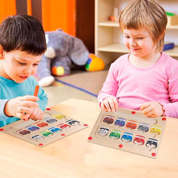 SortBoard, un giocattolo didattico per ordinare e imparare i colori - Image 15