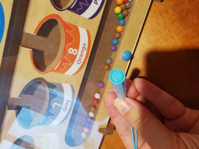 SortBoard, un giocattolo didattico per ordinare e imparare i colori - Image 16