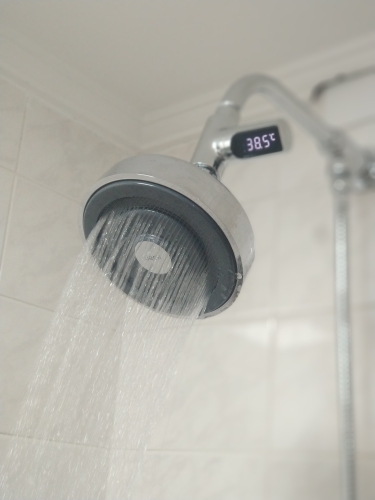 ThermometerShower, il termometro per l'acqua che metti tra il tubo e il rubinetto - Image 9