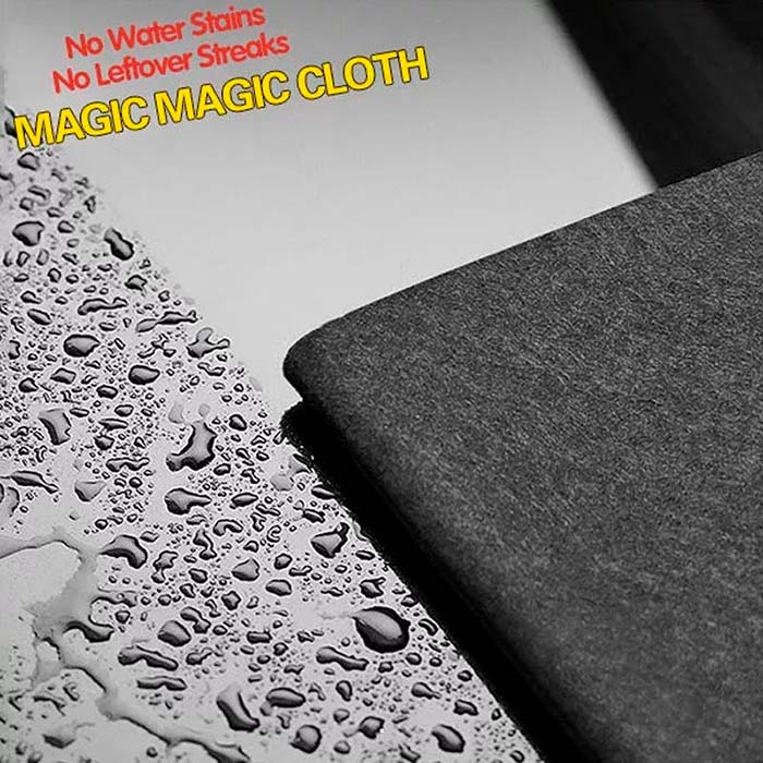 Il panno in microfibra assorbe l'acqua molto rapidamente e rimuove lo sporco in un colpo!