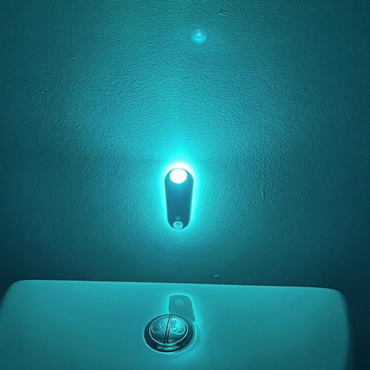 Luce LED con sensore di movimento per toilette e casa, Toily - Image 6