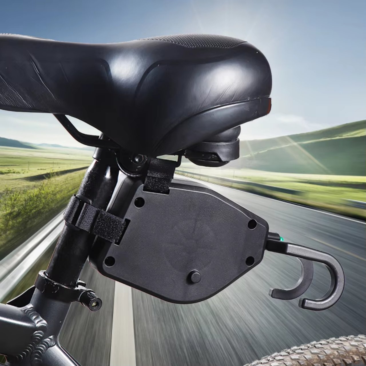 Nylon e corda elastica formano una combinazione affidabile che resiste a carichi elevati e non si aggroviglia nella bici.